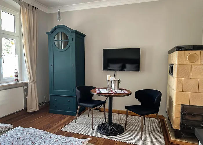 Apartment Hinter`m Zur Schneiderei Kachelofen Schlittenbett Smart-tv